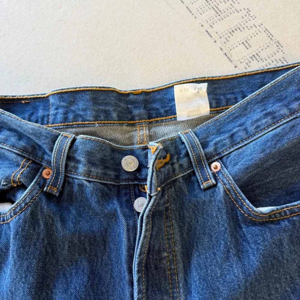 Vintage‎ Levi's 501 Button Fly Straight Leg Jeans